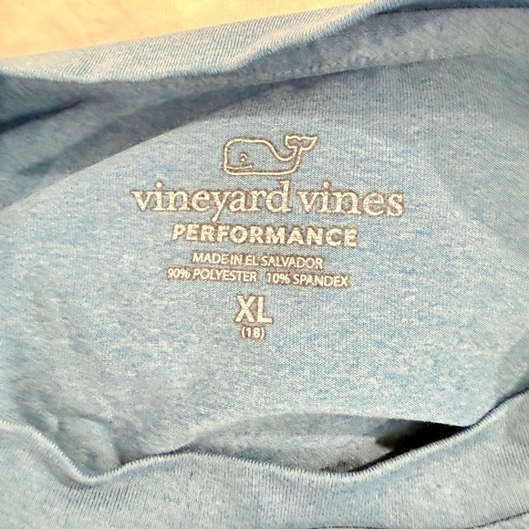 Vineyard Vines Boys Long-Sleeve Performance Graphic Tee - Light Blue Size XL - Picture 5 of 6